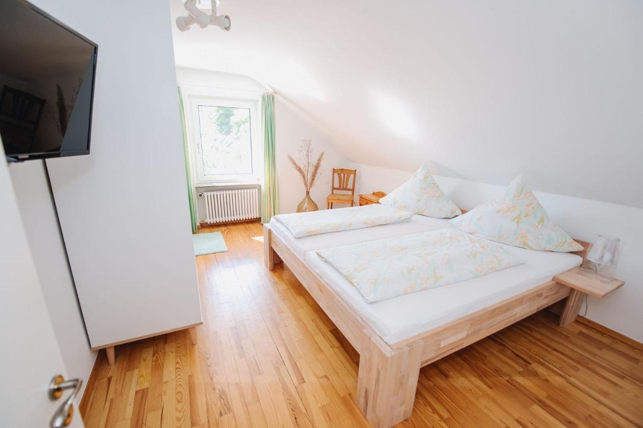 Ferienwohnung Menzer Am See 외닝겐 외부 사진