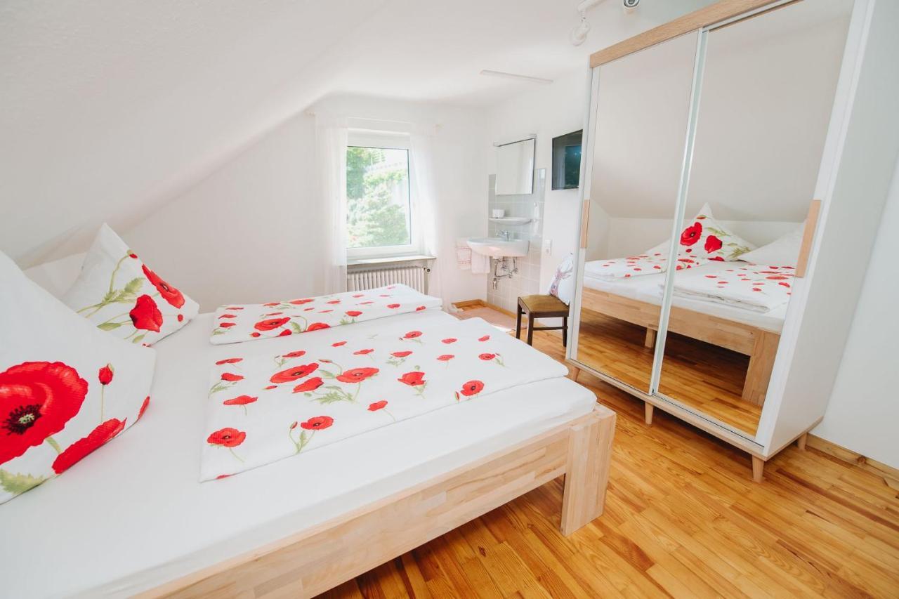 Ferienwohnung Menzer Am See 외닝겐 외부 사진